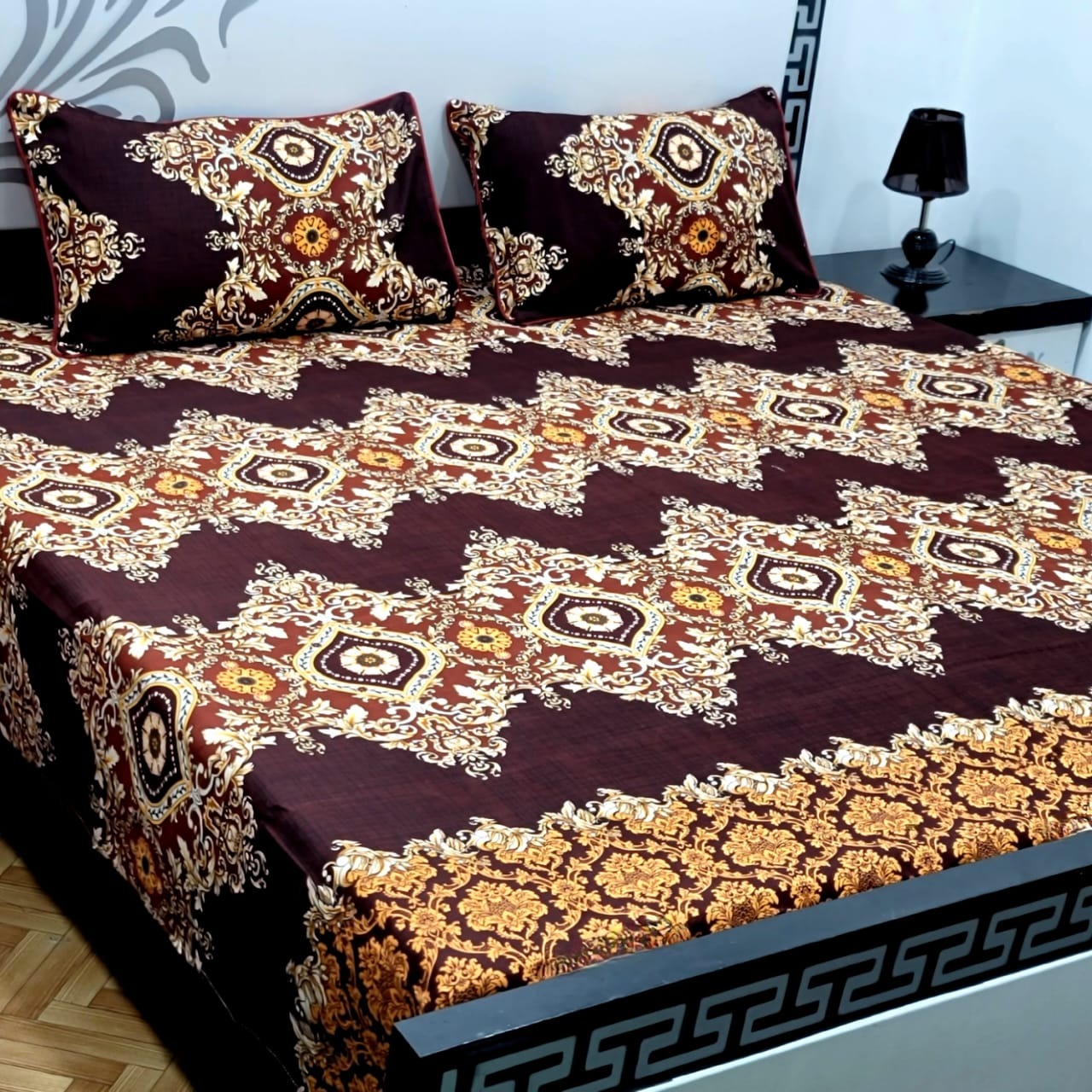 Dazzling Point High Quality KING SIZE Fine Soft Cotton Unique Designed Top Famous Colors Bedsheet