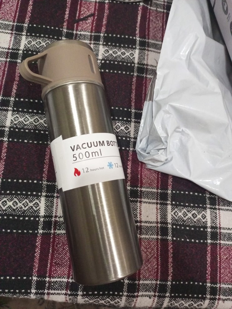 water bottle - steel water bottle - temperature water bottle - vaccum bottle - stainless Steel Vacuum Insulated Thermos 500ml (3pcs) With Extra 2 Cups Stainless Steel Thermal Bottle for Hot and Cold Beverages with Coffee Water Cup Travel Kit Perfect Gift